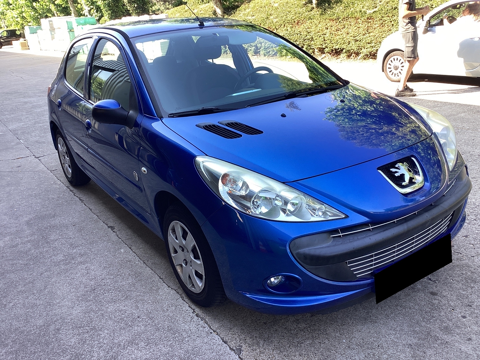 Annonce voiture Peugeot 206 6490 €