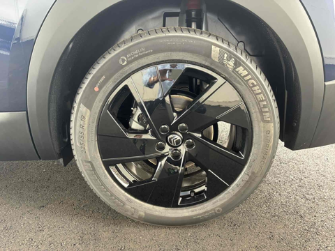 C5 aircross 1.2 HYBRIDE 145CH MAX BOITE AUTOMATIQUE 2026 occasion 12850 Onet-le-Ch&acirc;teau
