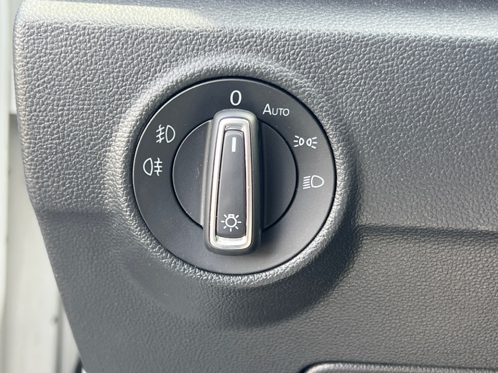 T-ROC 1.6 TDI 115CH LOUNGE BUSINESS EURO6D-T 2019 occasion 31670 Lab&egrave;ge