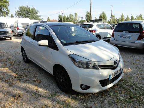 Yaris 90 D-4D LOUNGE 3P 2012 occasion 82000 Montauban