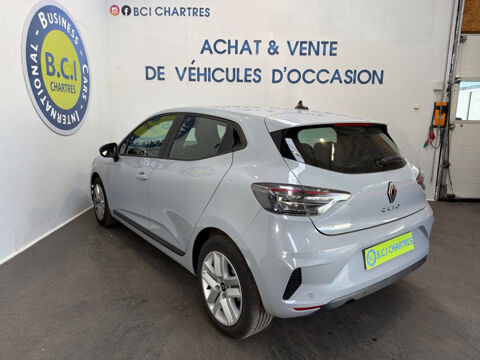 Clio V 1.5 BLUE DCI 100CH EVOLUTION 2024 occasion 28630 Nogent-le-Phaye