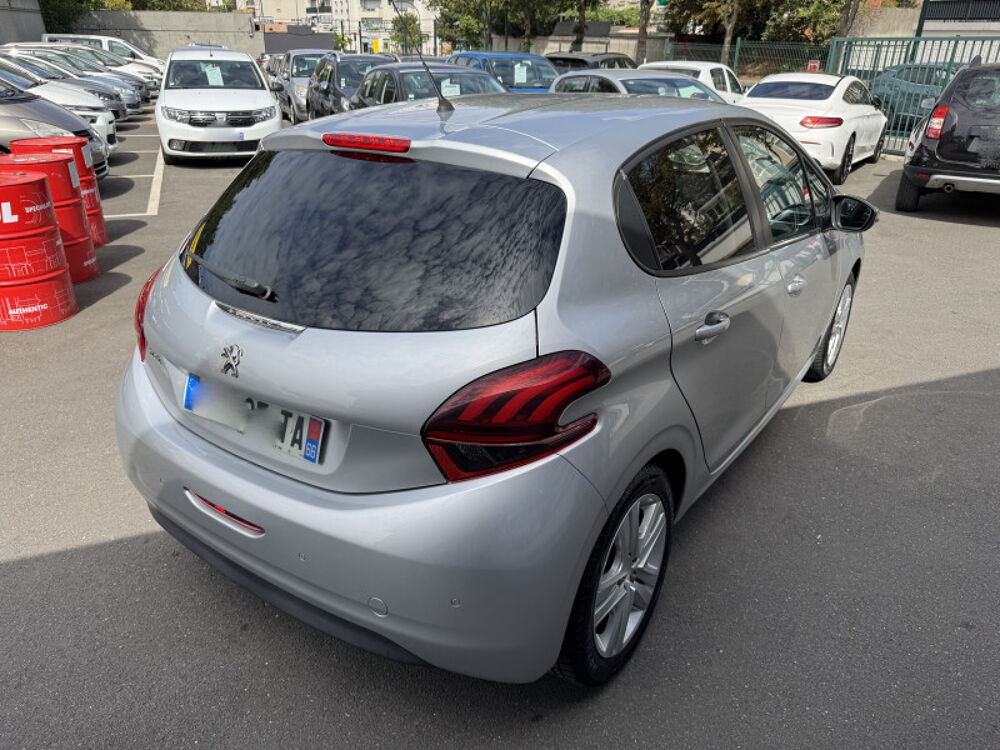 208 1.2 PURETECH 82CH STYLE 5P 2018 occasion 93220 Gagny