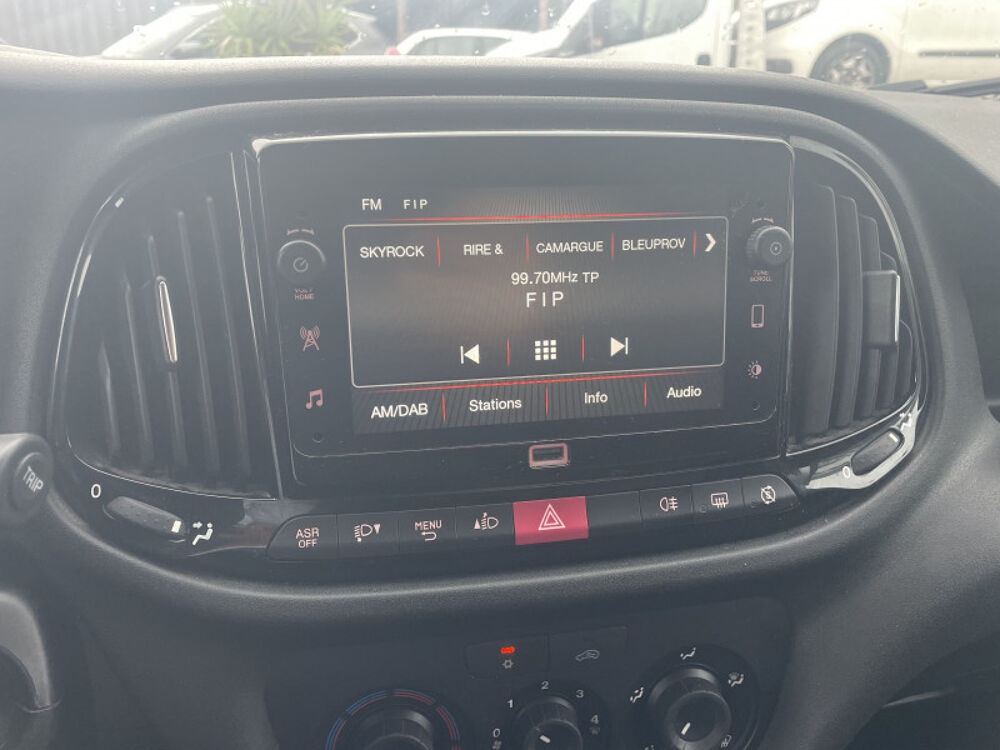 Doblo 1.6 MULTIJET 105CH 705KG PRO LOUNGE 2022 occasion 34970 Lattes