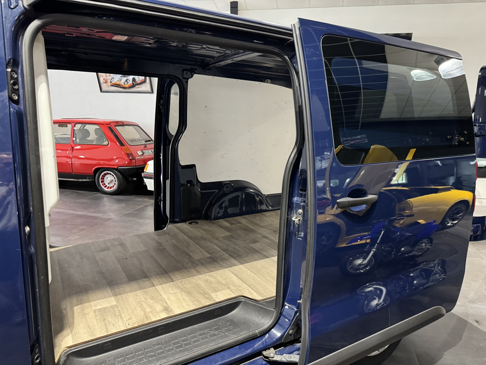 Jumpy XL 1.6 BLUEHDI 95CH CONFORT EAT6 PLB AUTO 2016 occasion 12000 RODEZ