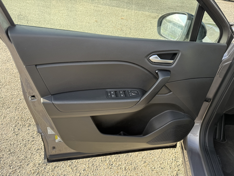 Captur 1.6 E-TECH HYBRIDE 145CH EVOLUTION 2023 occasion 26740 Les Tourrettes