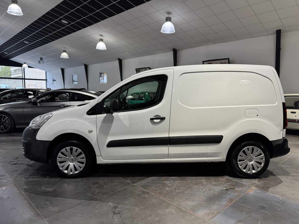 Berlingo 1.6 BLUE HDI 63400 KM PREMIERE MAIN 9990 TTC 2016 occasion 12000 RODEZ