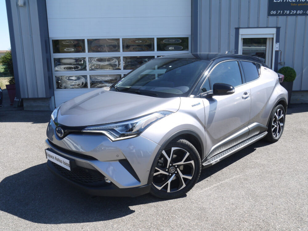 C-HR 122H GRAPHIC 2WD E-CVT / DISTRIBUTION A CHAINE 2018 occasion 38260 La C&ocirc;te-Saint-Andr&eacute;