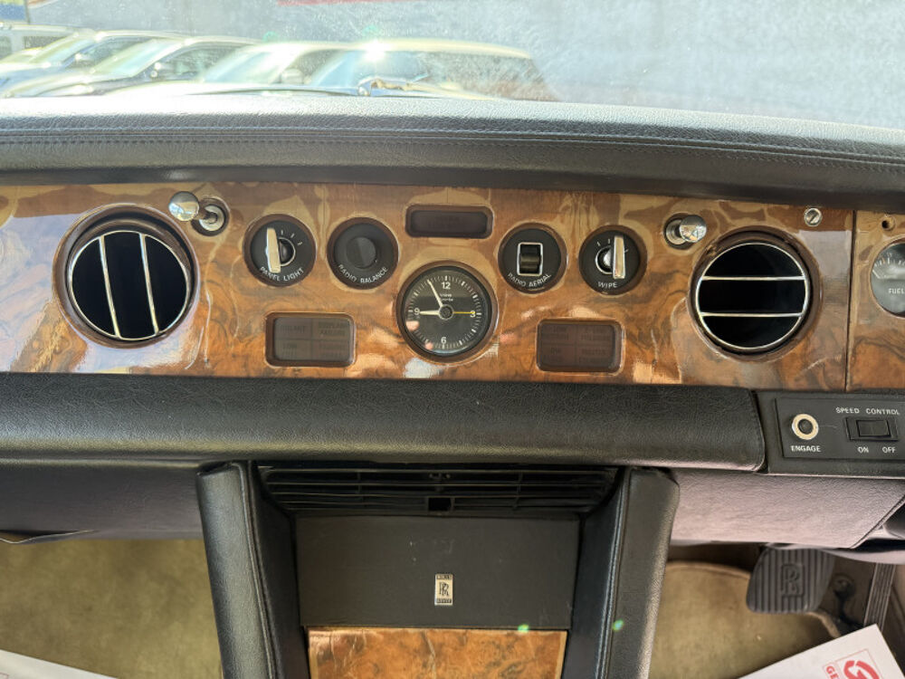 Silver Dawn 6.8 V8 1975 occasion 31140 Aucamville
