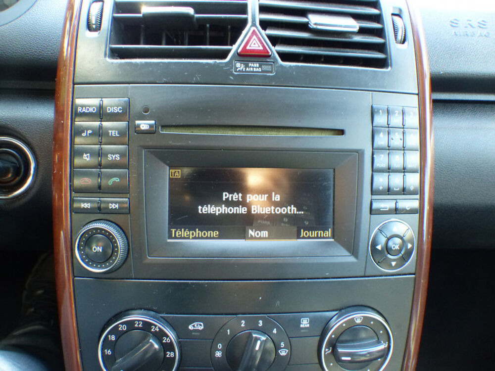 Classe A 180 CDI ELEGANCE CONTACT 2009 occasion 77144 Mont&eacute;vrain
