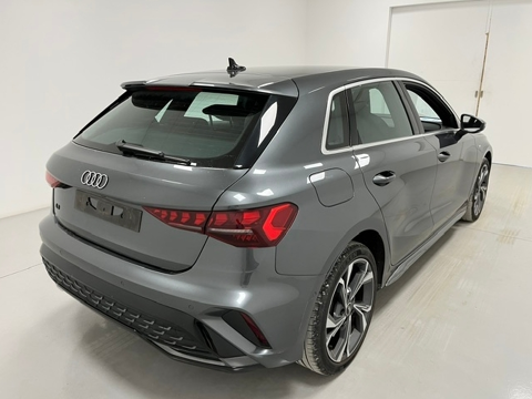 A3 40 TFSI E 204CH PHEV S LINE S TRONIC 6 2025 occasion 63200 Malauzat