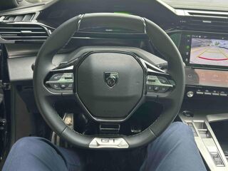 308 1.2 Hybrid 145ch GT e-DCS6 / Toit ouvrant + Sono FOCAL + Jan 2025 occasion 28500 Vernouillet