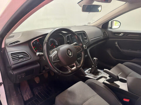 Megane IV 1.5 BLUE DCI 115CH AIR NAV REVERSIBLE - 21N 2021 occasion 28630 Nogent-le-Phaye