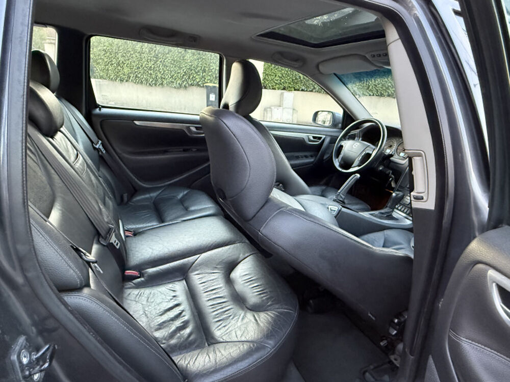 V70 2.4 D 130CH SUMMUM GEARTRONIC 2005 occasion 95480 PIERRELAYE