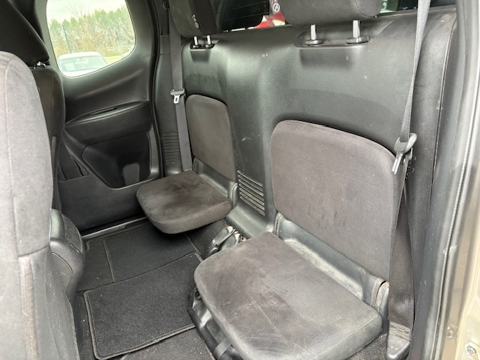 Navara 2.3 DCI 160CH KING-CAB N-CONNECTA SANS HARD TOP 2017 occasion 30360 V&eacute;z&eacute;nobres