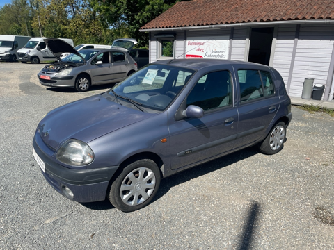 Renault Clio II 1.6E 90CH RXT 5P 1999 occasion COULOUNIEIX CHAMIERS 24660