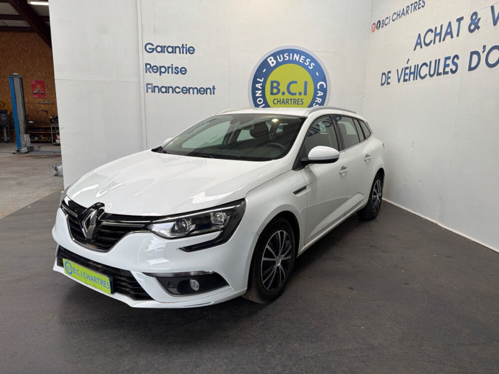 Megane IV 1.5 BLUE DCI 115CH BUSINESS - 20 2020 occasion 28630 Nogent-le-Phaye