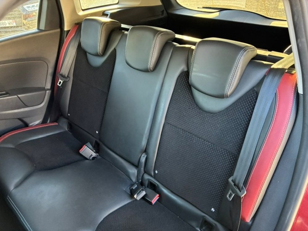 Clio IV 1.5 DCI 110CH ENERGY INTENS 2016 occasion 30360 V&eacute;z&eacute;nobres