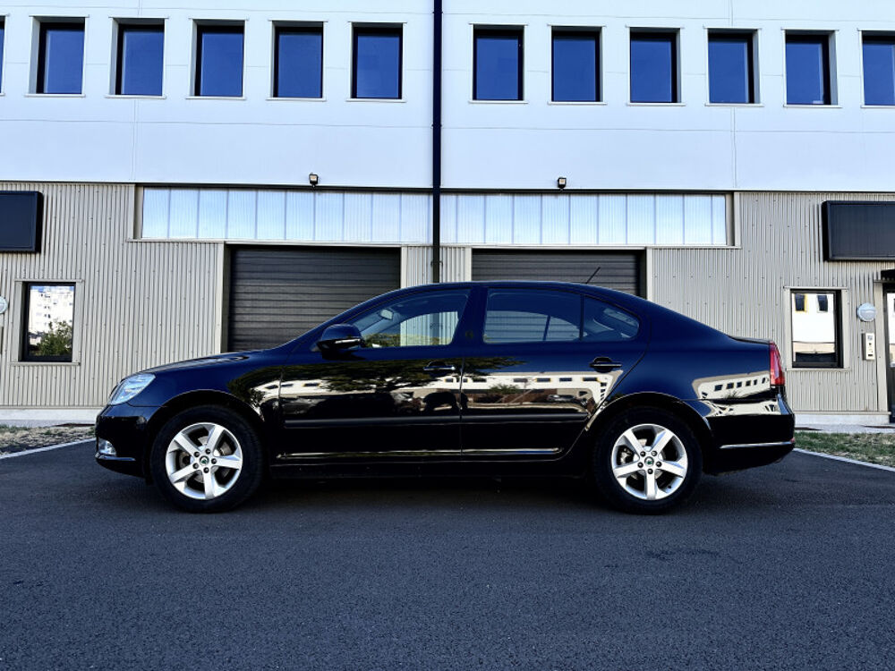 Octavia 1.2 TSI 105 AMBITION II DSG7 - 1&Egrave;RE MAIN - FULL ENTRETIEN VW 2012 occasion 94260 Fresnes