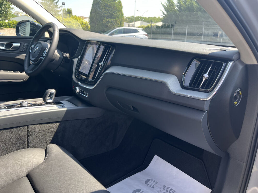 XC60 B4 197CH PLUS STYLE DARK GEARTRONIC 2023 occasion 95310 Saint-Ouen-l'Aum&ocirc;ne