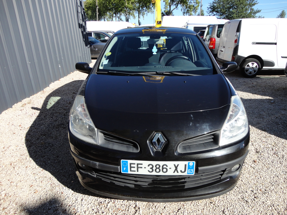 Clio III 1.4 16V 98CH PRIVILEGE 5P 2007 occasion 82000 Montauban