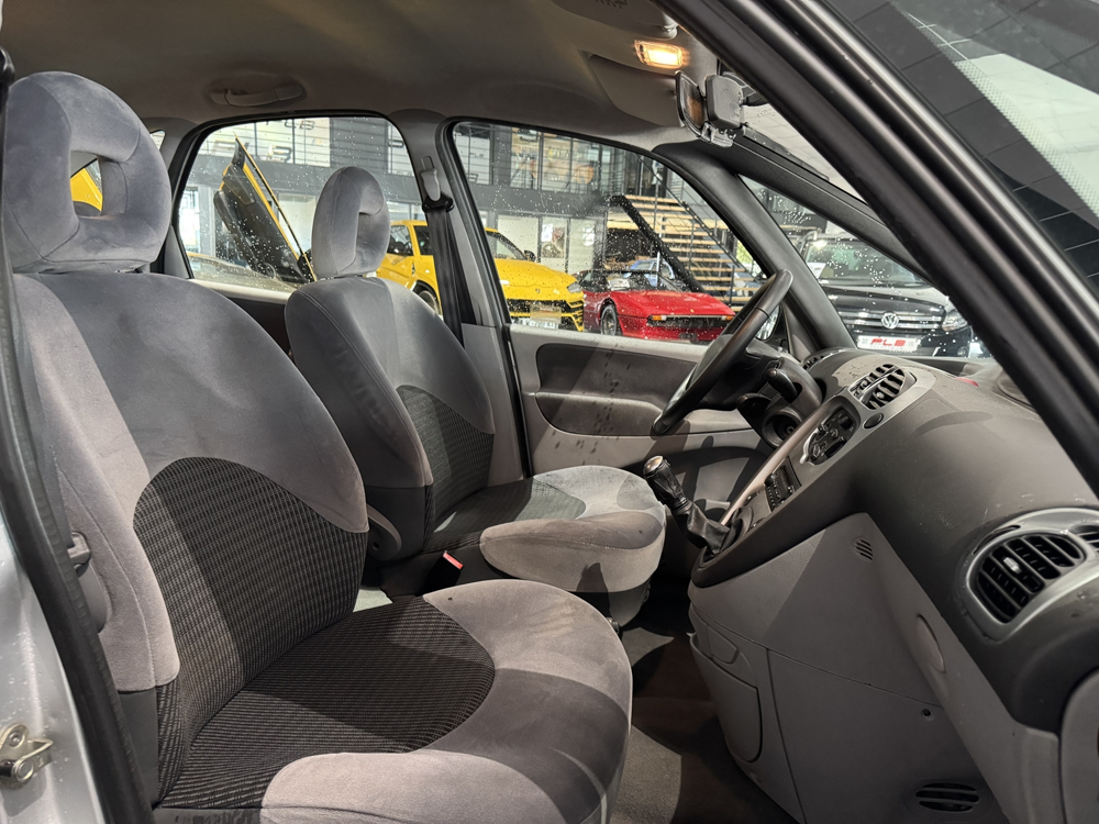 Picasso 1.6 HDI92 93600 KMS PREMIERE MAIN GARAGE PLB 2009 occasion 12000 RODEZ