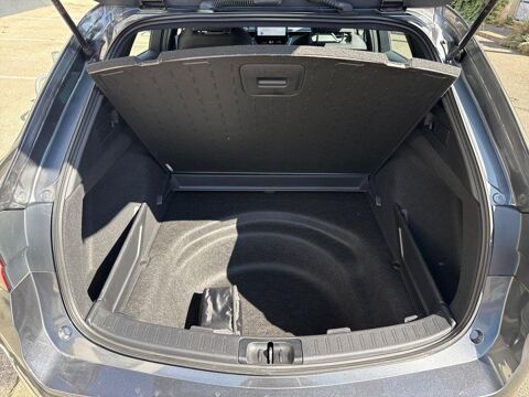 Corolla 1.8 140ch Dynamic Business MY24 2024 occasion 13300 Salon-de-Provence