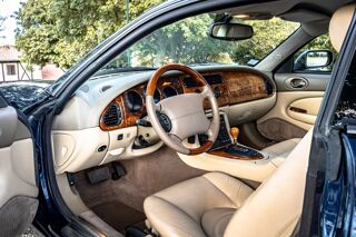 XK R 4.0 SURALIMENTE COUPE BA 2001 occasion 31340 VACQUIERS