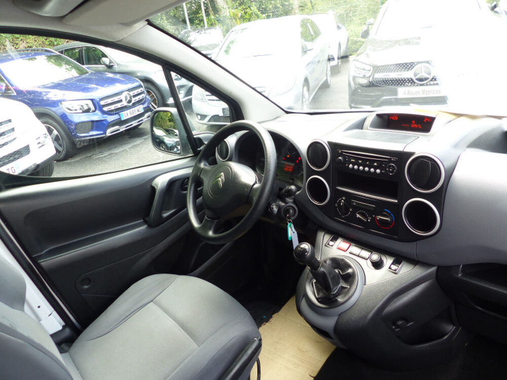 Berlingo 20 L1 1.6 VTI 95 CONFORT 2015 occasion 77144 Mont&eacute;vrain