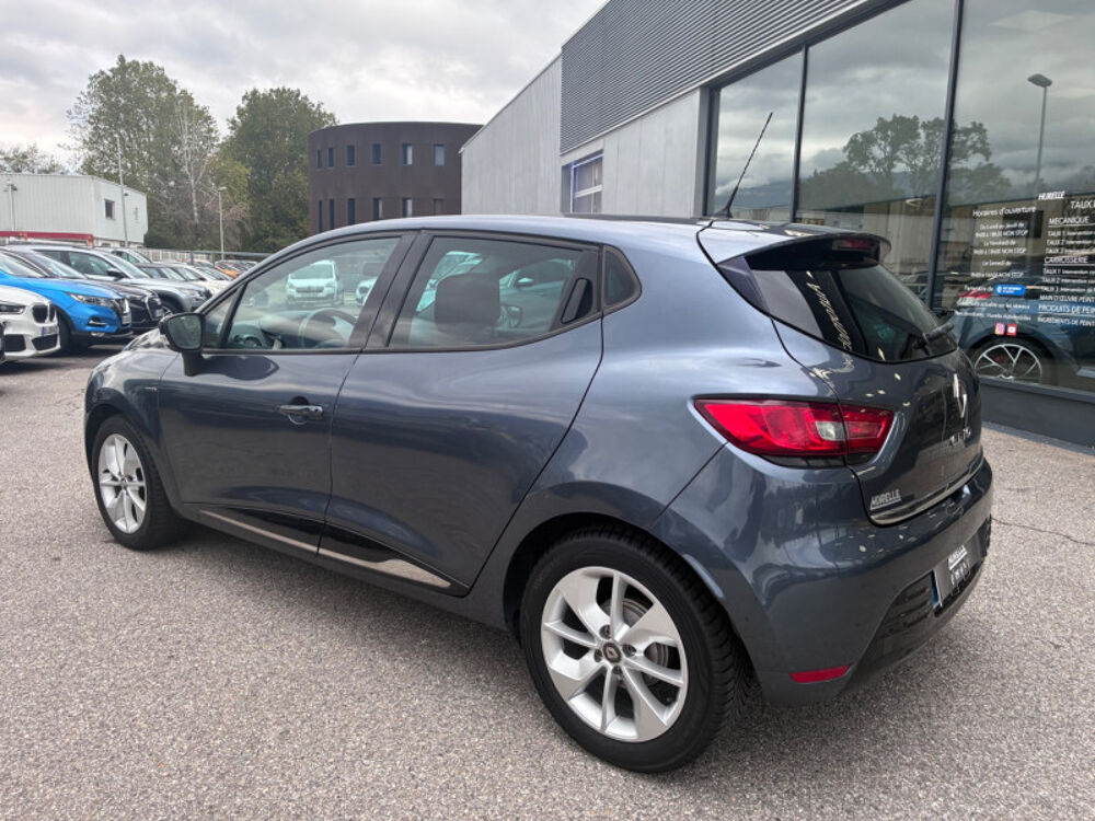 Clio IV 1.2 16V 75CH LIMITED 5P 2017 occasion 38130 ECHIROLLES