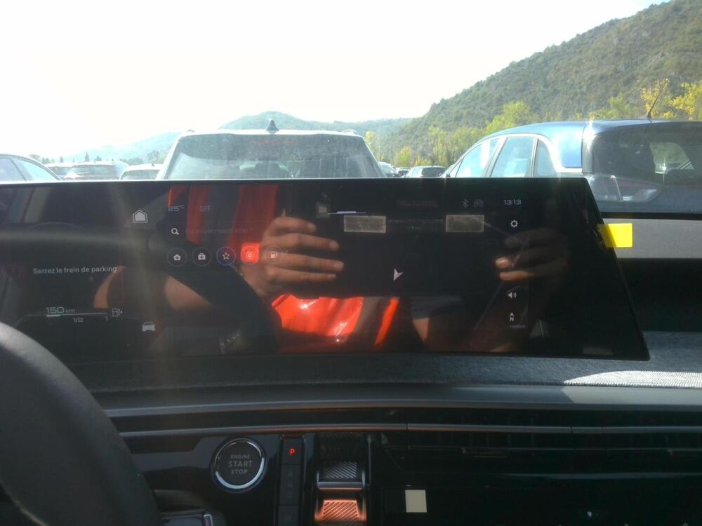 3008 1.2 Hybrid 145ch Allure e-DCS6 / PACK PANORAMIC NAV / 10 km 2025 occasion 56850 Caudan