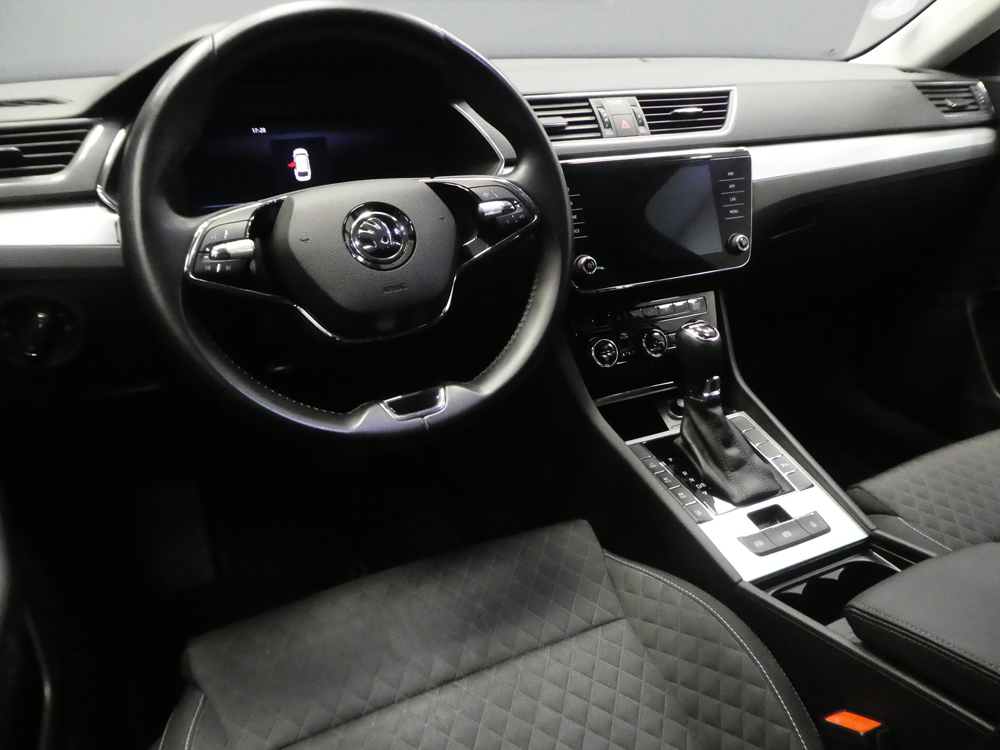 Superb 1.4 TSI PHEV 218CH BUSINESS DSG6 2022 occasion 77100 Nanteuil-l&egrave;s-Meaux