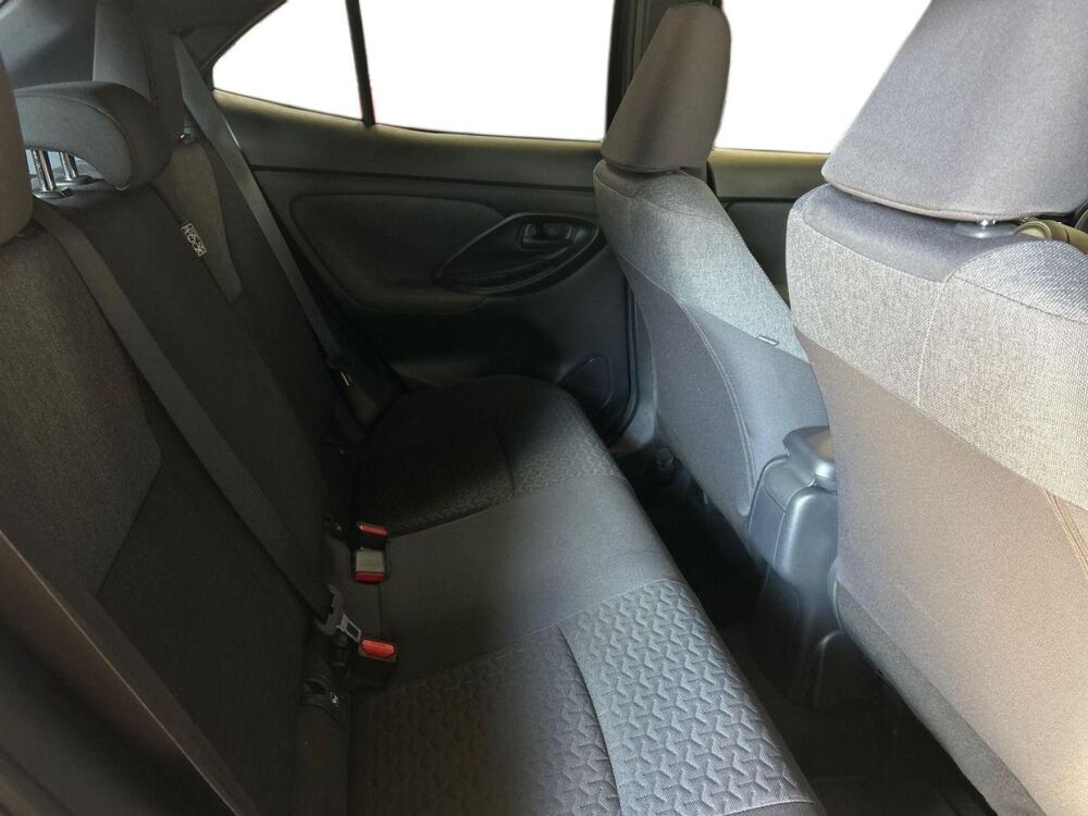 Yaris Cross 116h Design MY22 2022 occasion 13730 Saint-Victoret
