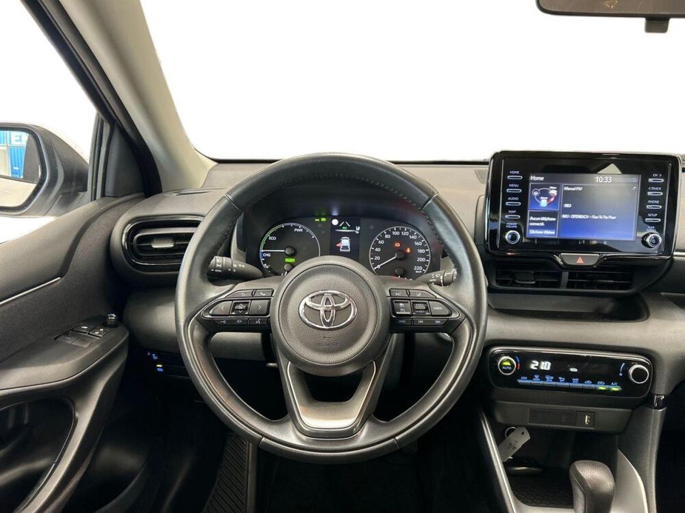 Yaris 116h Dynamic 5p MY22 2023 occasion 13290 Les Milles