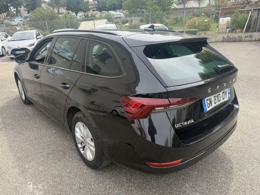 Octavia 2.0 TDI 116CH BUSINESS 2023 occasion 38070 Saint-Quentin-Fallavier