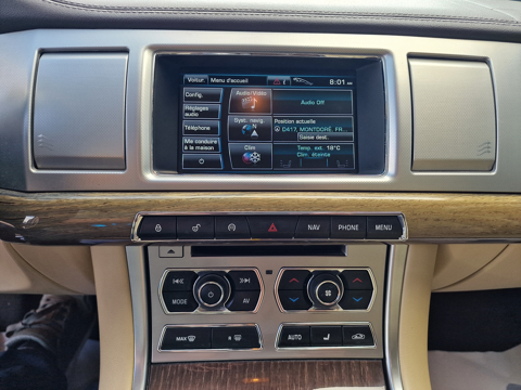 XF 2.2 D 200CH LUXE PREMIUM 2013 occasion 70210 Montdor&eacute;