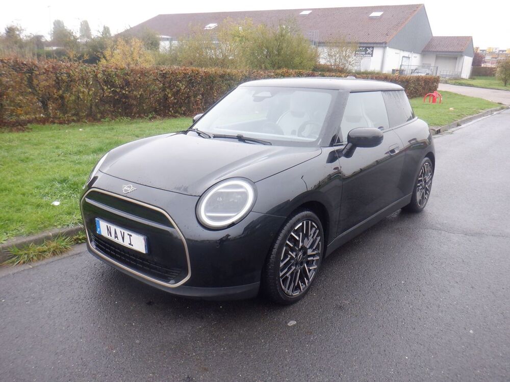 MINI COUPE BEV LCI COOPER ELECTRIC E 184 CH FAVOURED 2024 occasion 27310 Bourg-Achard
