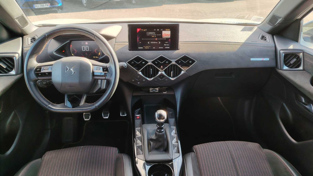 DS3 PURETECH 100CH PERFORMANCE LINE 2021 occasion 12850 Onet-le-Ch&acirc;teau