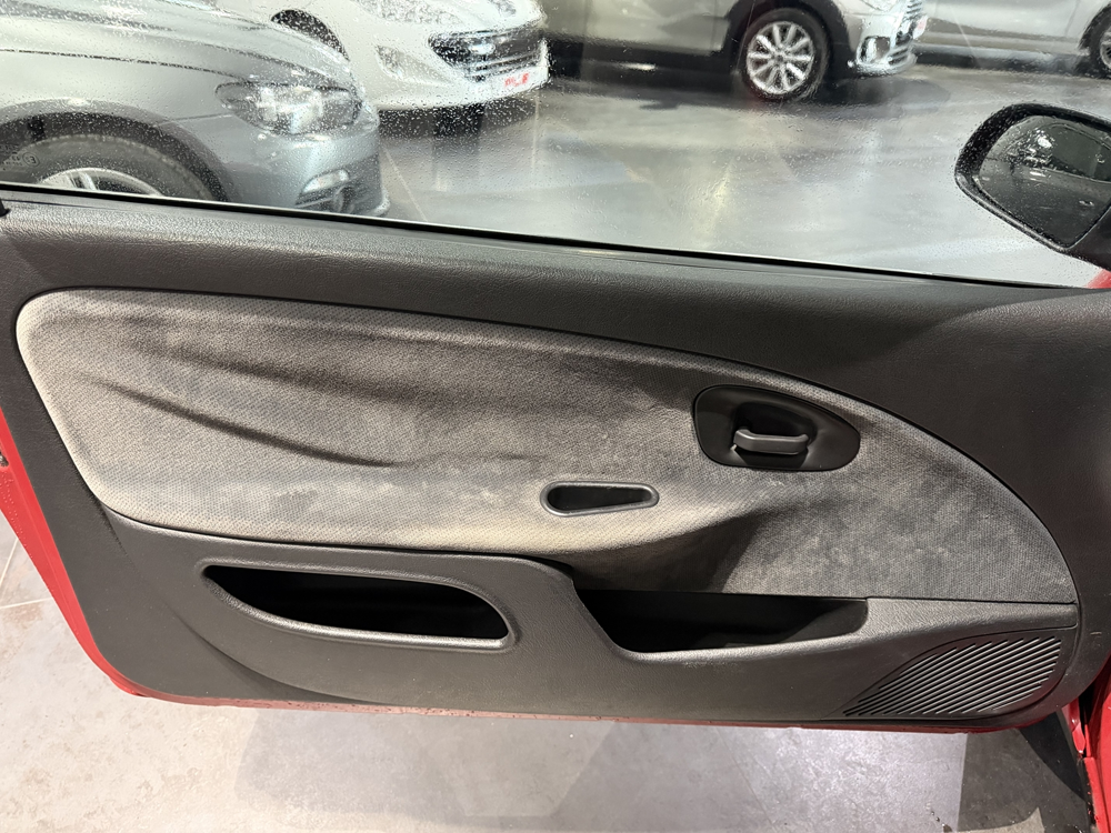 Saxo 1.1 3P PREMIERE MAIN 47 700 KM 1999 occasion 12000 RODEZ