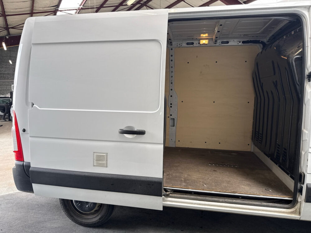Master F3500 L2H2 2.3 BLUE DCI 135CH GRAND CONFORT EURO6 2021 occasion 28630 Nogent-le-Phaye
