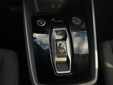 A3 35 TFSI 150CH HYBRIDE DESIGN S TRONIC 7 2024 occasion 53810 CHANGE