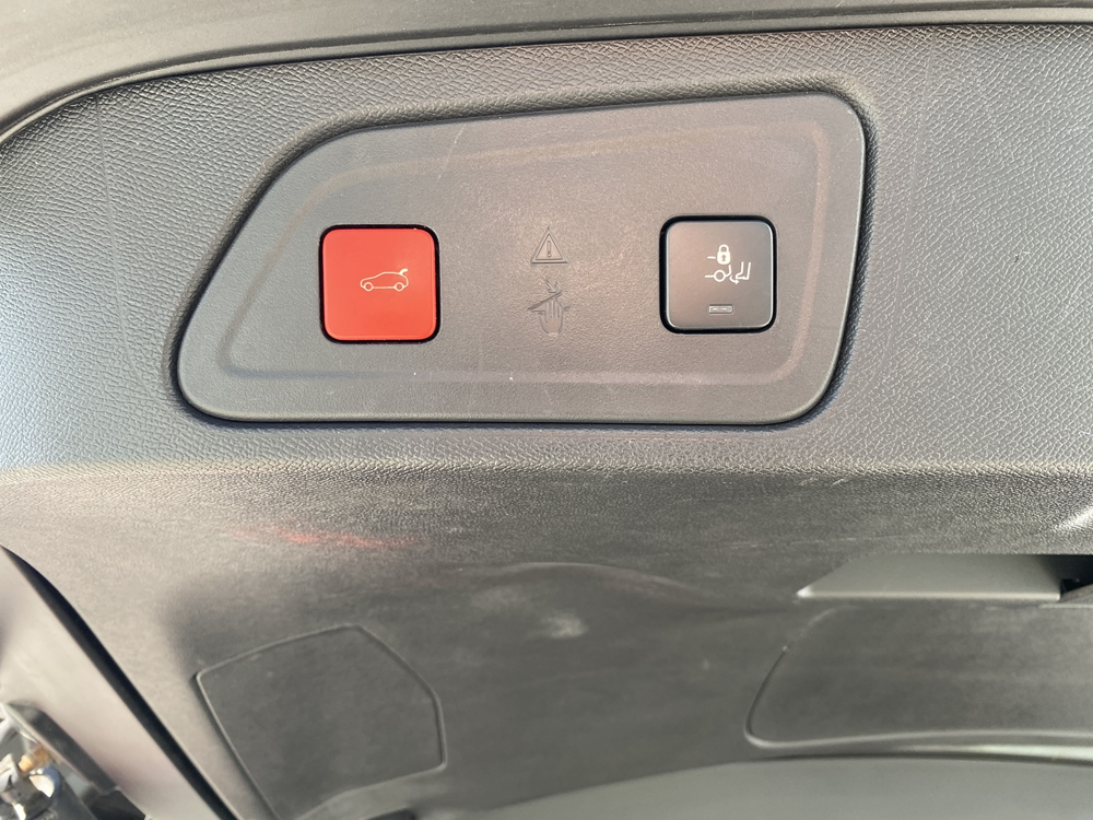 C5 aircross BLUEHDI 130CH S&S SHINE 2020 occasion 87270 COUZEIX