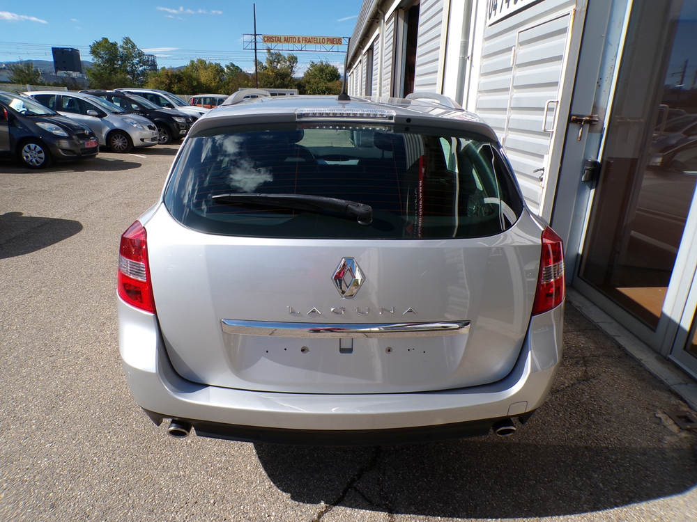 Laguna III Estate III 2.0 DCI 150CH DYNAMIQUE 2008 occasion 38150 Salaise-sur-Sanne