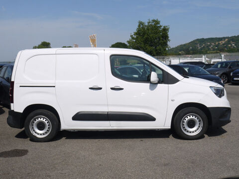 Combo VU L1H1 1000KG 1.6 100CH S&S / 9158 HT / TVA RECUPERABLE 2019 occasion 38260 La C&ocirc;te-Saint-Andr&eacute;