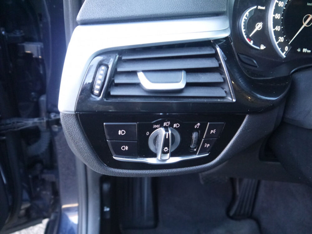 S&eacute;rie 5 (G30) 520DA XDRIVE 190CH BUSINESS STEPTRONIC BVA8 2017 occasion 38260 La C&ocirc;te-Saint-Andr&eacute;