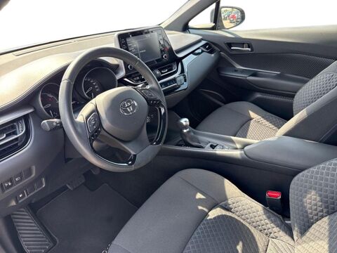 C-HR 1.8 Hybride 122ch Dynamic Ultimate E-CVT 2023 occasion 13300 Salon-de-Provence