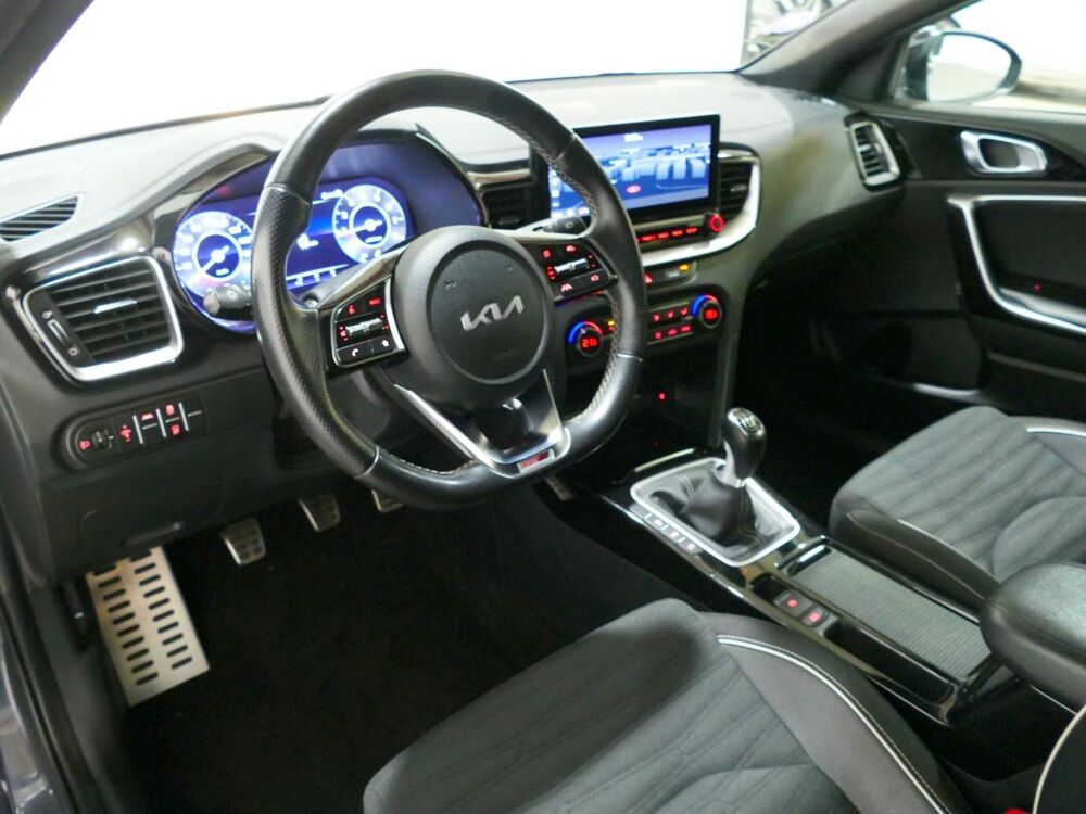Divers 1.0 T-GDI 120ch GT Line Business 2022 occasion 77400 Lagny-sur-Marne