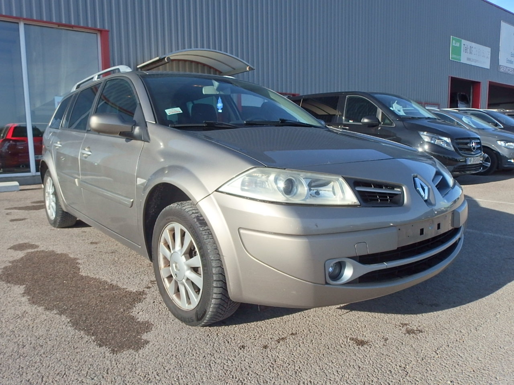 M&eacute;gane II Estate 1.6 16V 110CH AUTHENTIQUE 2008 occasion 10600 Savi&egrave;res