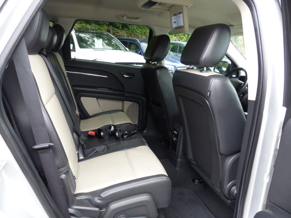 Journey 2.0 CRD SXT 2010 occasion 77144 Mont&eacute;vrain