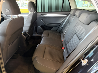 Superb 1.5 TSI ACT 150CH BUSINESS DSG7 2023 occasion 56530 Qu&eacute;ven