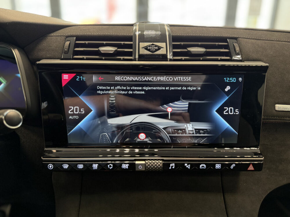 DS3 310,74/MOIS* / E-TENSE 4X4 300CH PERFORMANCE LINE 2020 occasion 57350 Stiring-Wendel